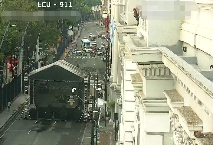 Retiran tarima en Malecón Simón Bolívar que se preparaba para apoyar a Aquiles Álvarez