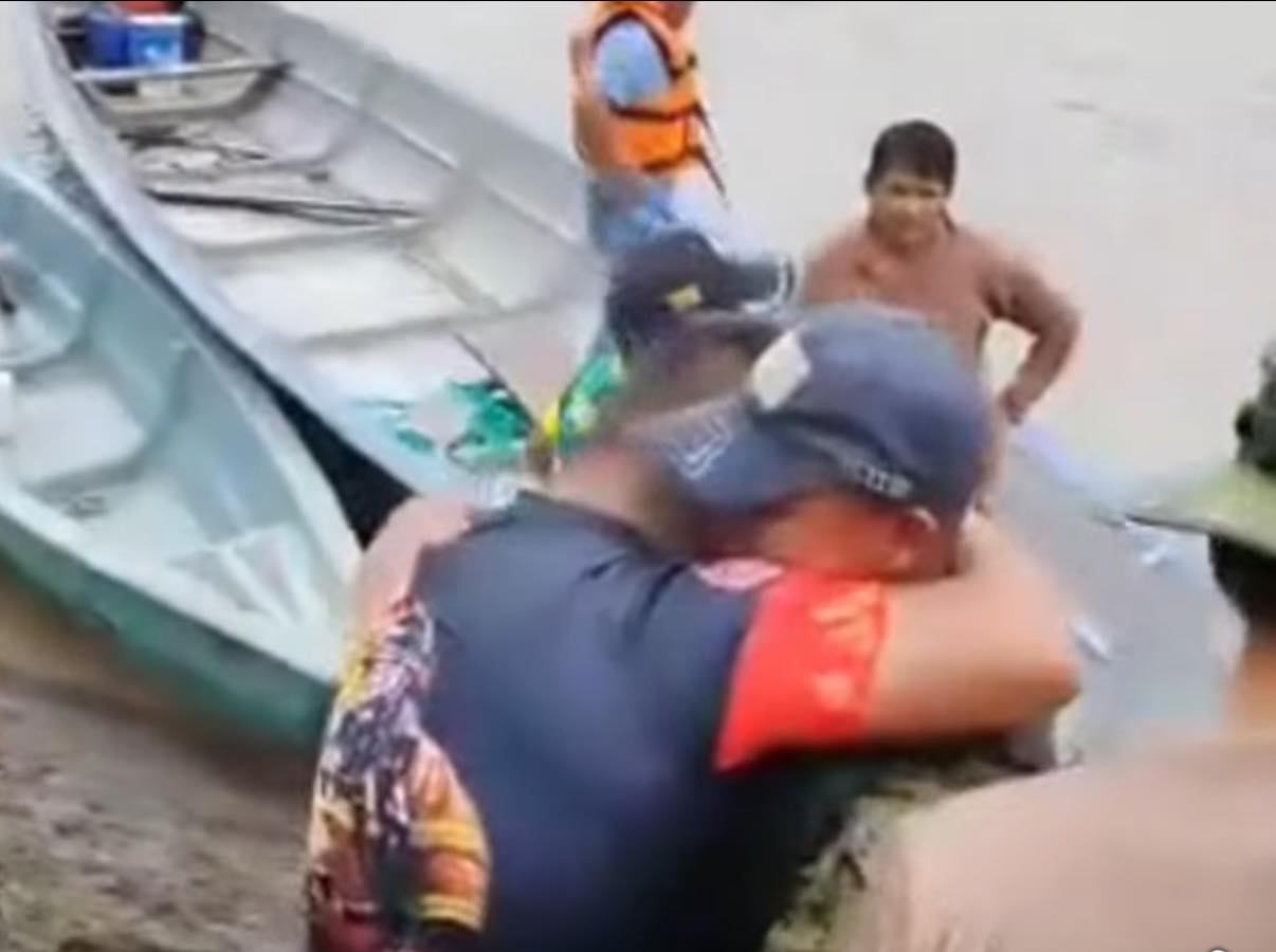 Dos militares desaparecidos tras accidente de embarcación en el río Santiago