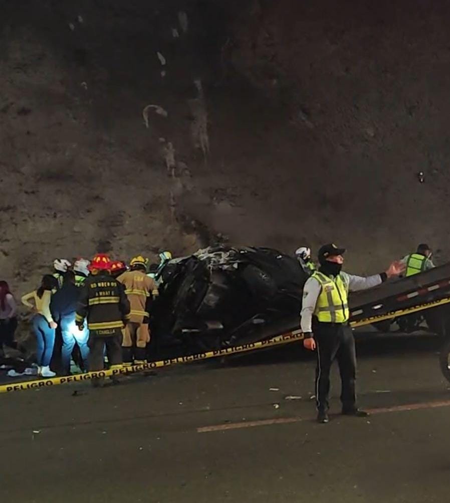 Madre e hijos mueren en accidente en vía Caluma–Roblesito