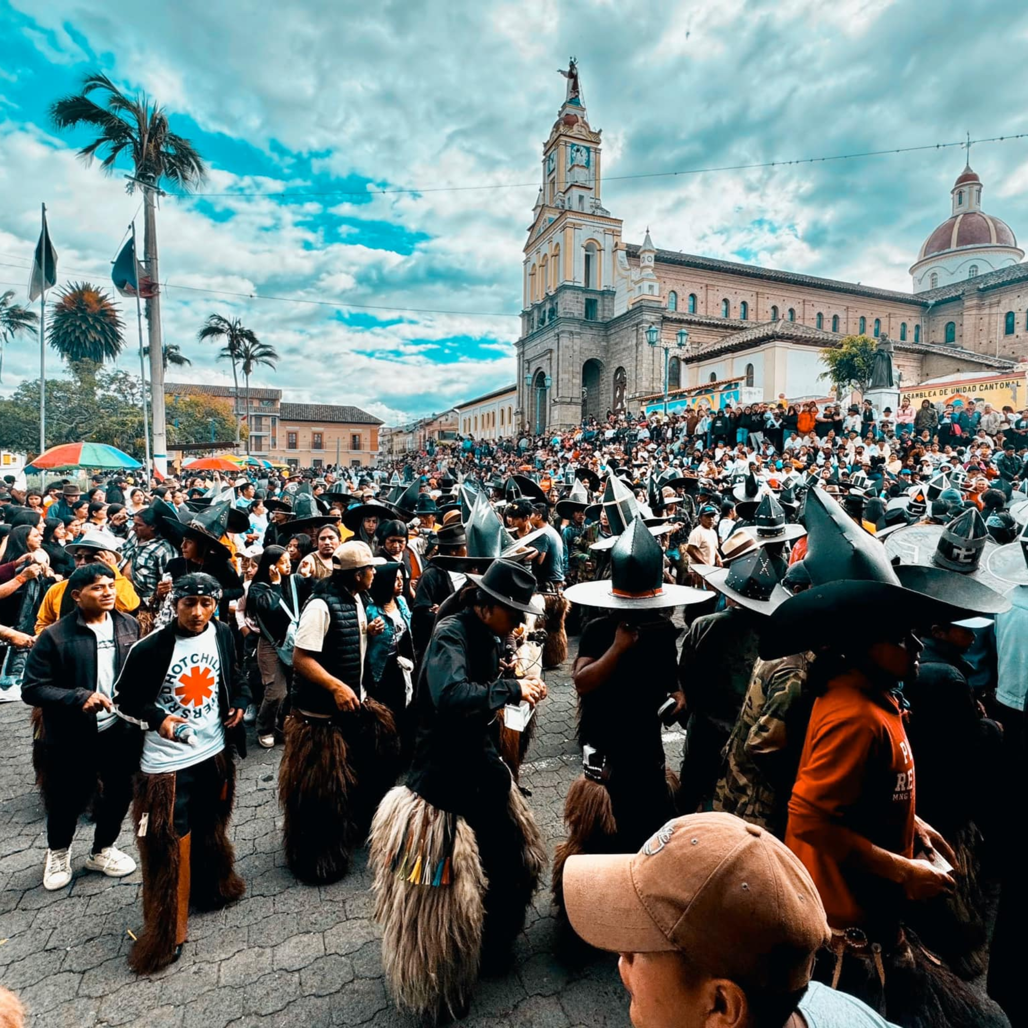 Comunidades de Cotacachi prohíben ingreso de la Policía a la plaza en el Hatun Punlla 2026