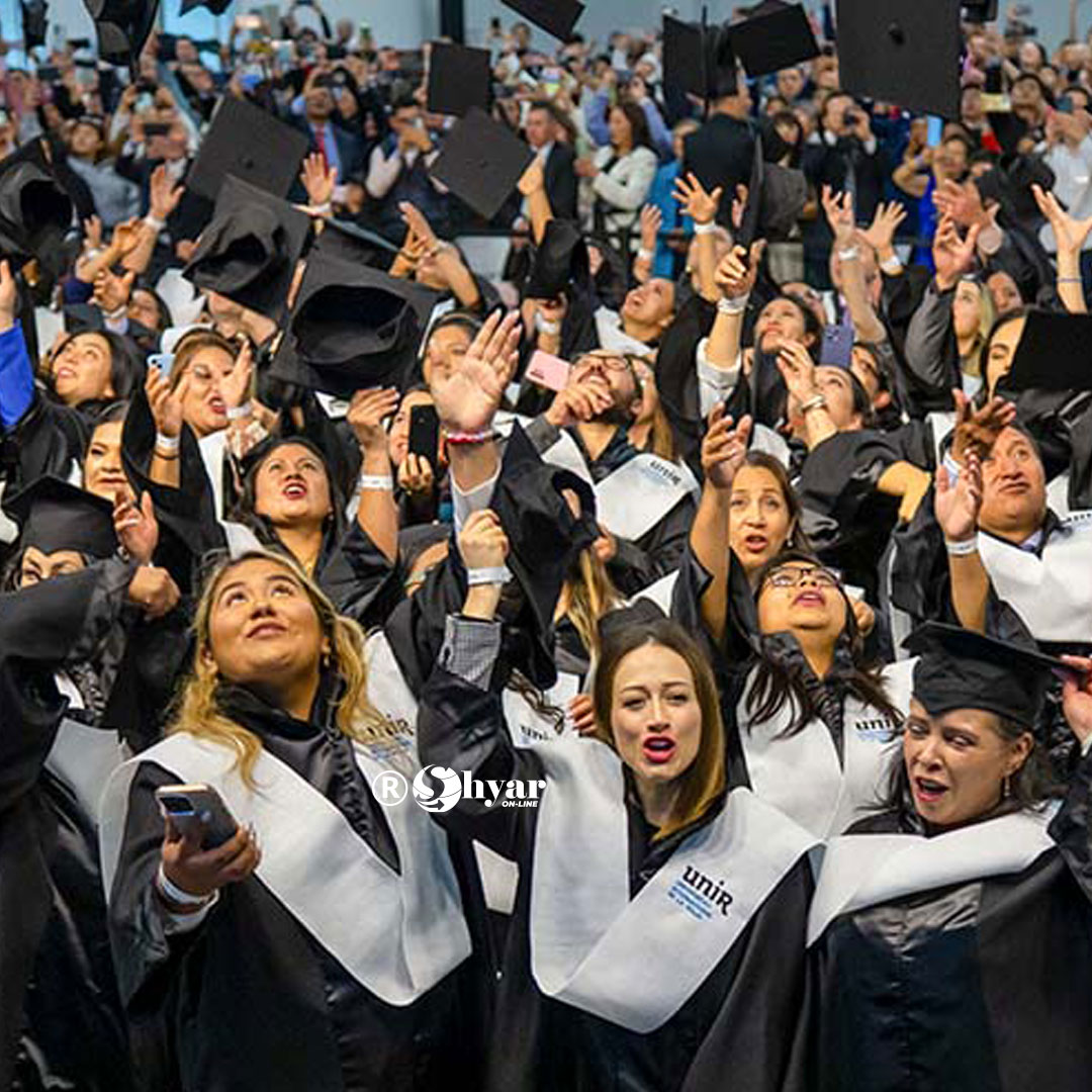 Jóvenes ecuatorianos estudian lo que les gusta, pero no lo que el mercado necesita