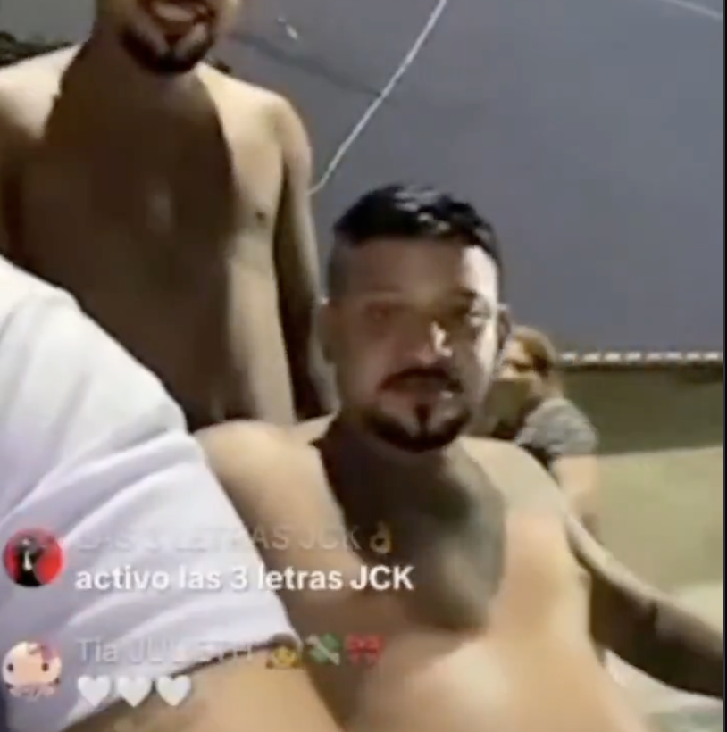 Delincuentes usan TikTok para exhibir armas en Guayaquil