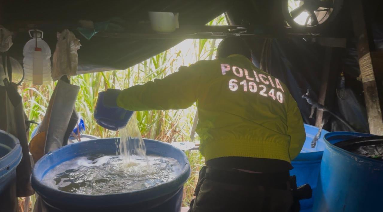 Autoridades incautan 900 kg de cocaína en Cauca