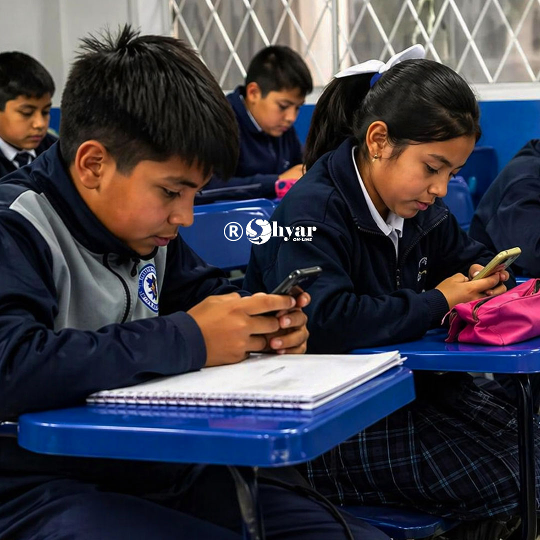 Uso de celulares se permite solo con fines académicos en Bachillerato