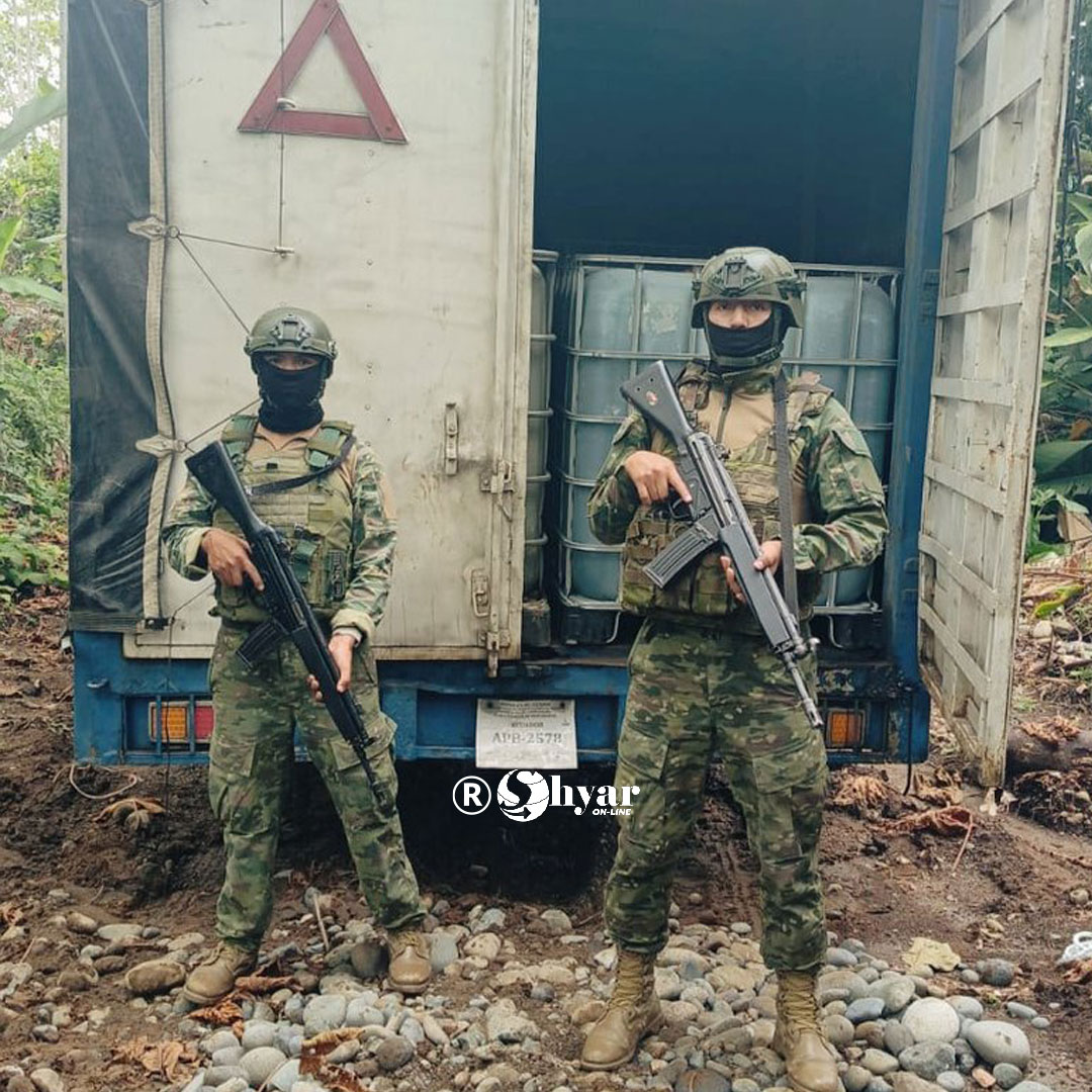 Camión transportaba miles de litros de combustible ilegal en Esmeraldas