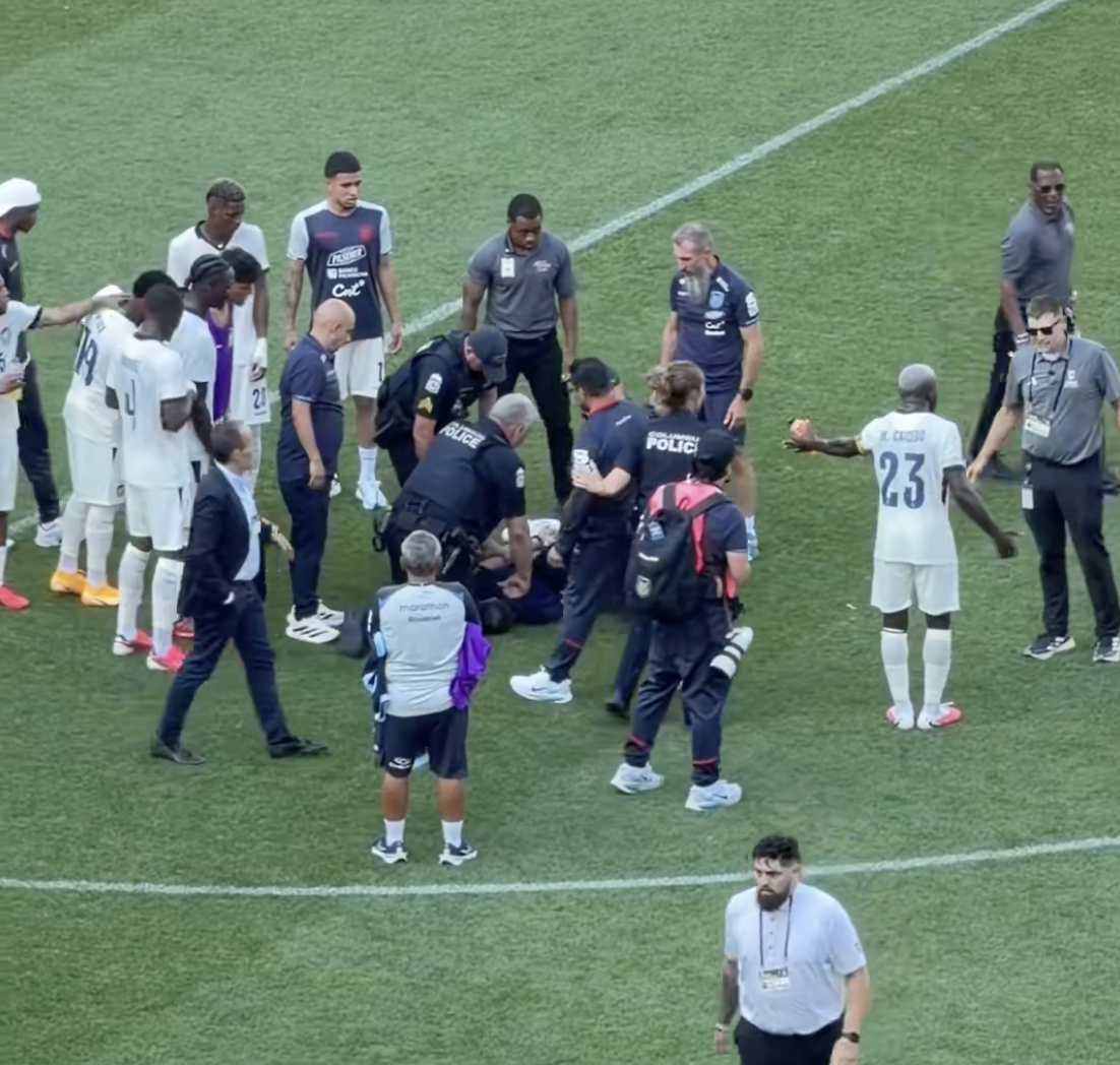 Ecuador goleó 3-0 a Guatemala y Moisés Caicedo se llevó las miradas fuera de la cancha