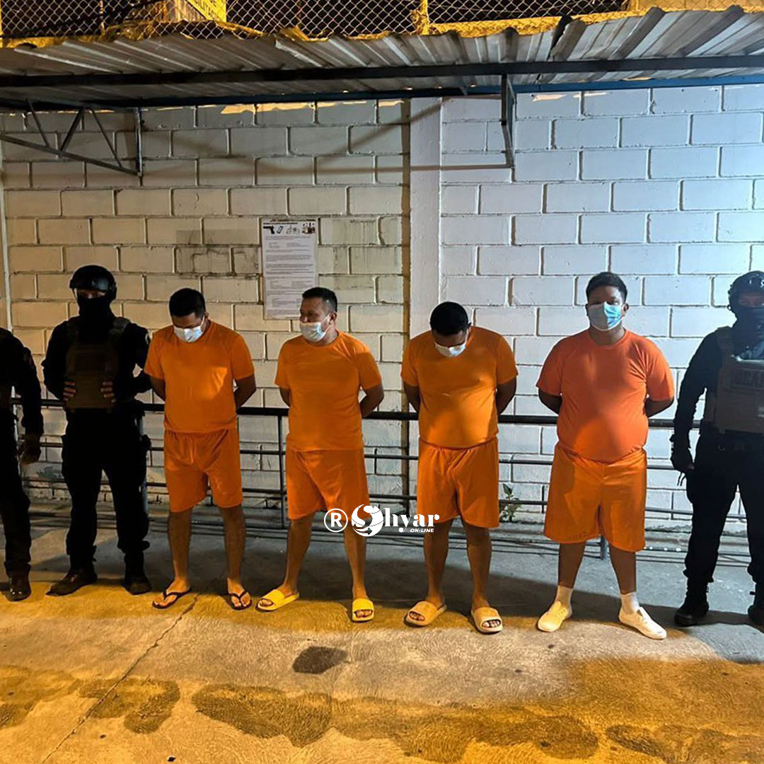 Alias “Sampayo”, líder de grupo delictivo, y tres policías trasladados a El Encuentro