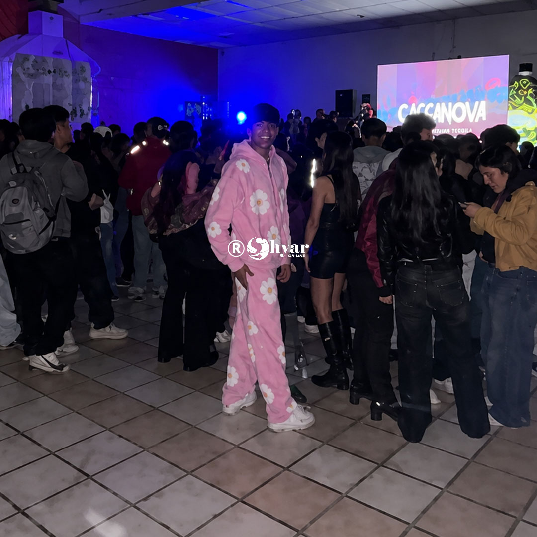 Clausuran fiesta clandestina con cientos de asistentes en Conocoto