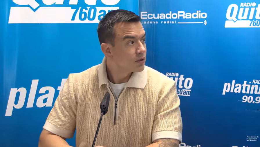 Combustibles bajarán nuevamente en agosto, anuncia el presidente Daniel Noboa