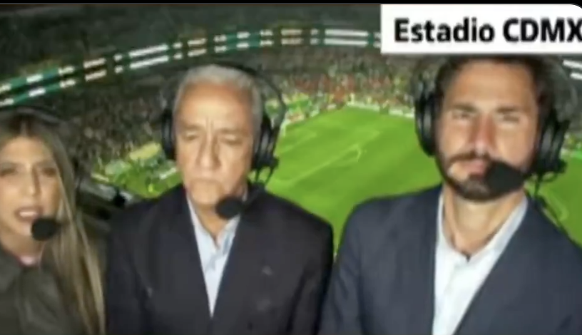 Incidente en vivo: periodistas de Teleamazonas reciben objetos mientras transmiten