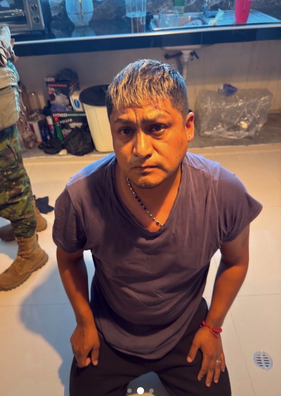 Cae alias “Walter”, presunto líder de Los Lobos, durante operativo en Quito