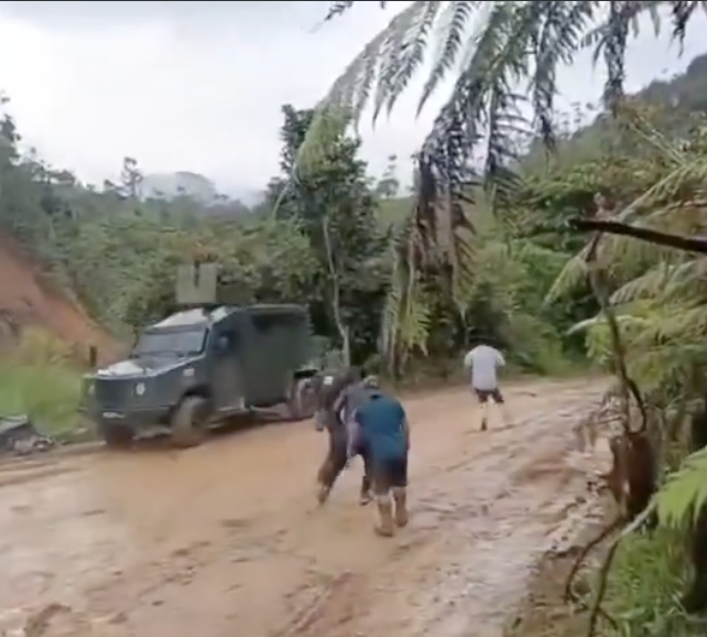 Tensión en Naranjito: moradores retuvieron a militares y rechazaron operativo minero