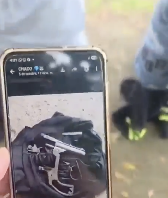 Militares encontraron fotografías de armas durante un operativo en Balzar