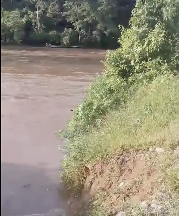 Estudiantes fueron rescatados tras accidente fluvial en Taisha