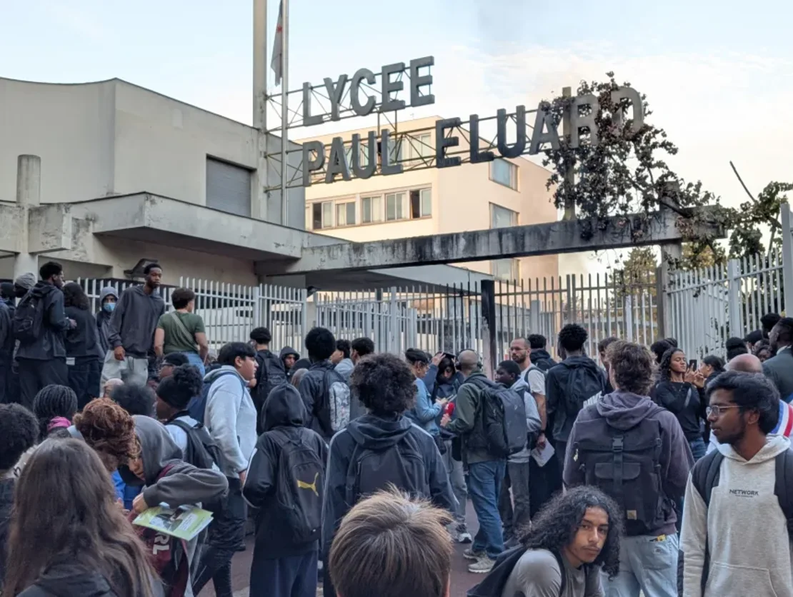 Más de 2.300 detenidos durante violentas protestas en Francia